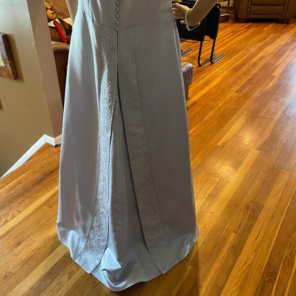 Michaelangelo Pearl Gray Formal Dress W/Beadwork Size 16 Prom Bridal Sweet 16 - Picture 6 of 11